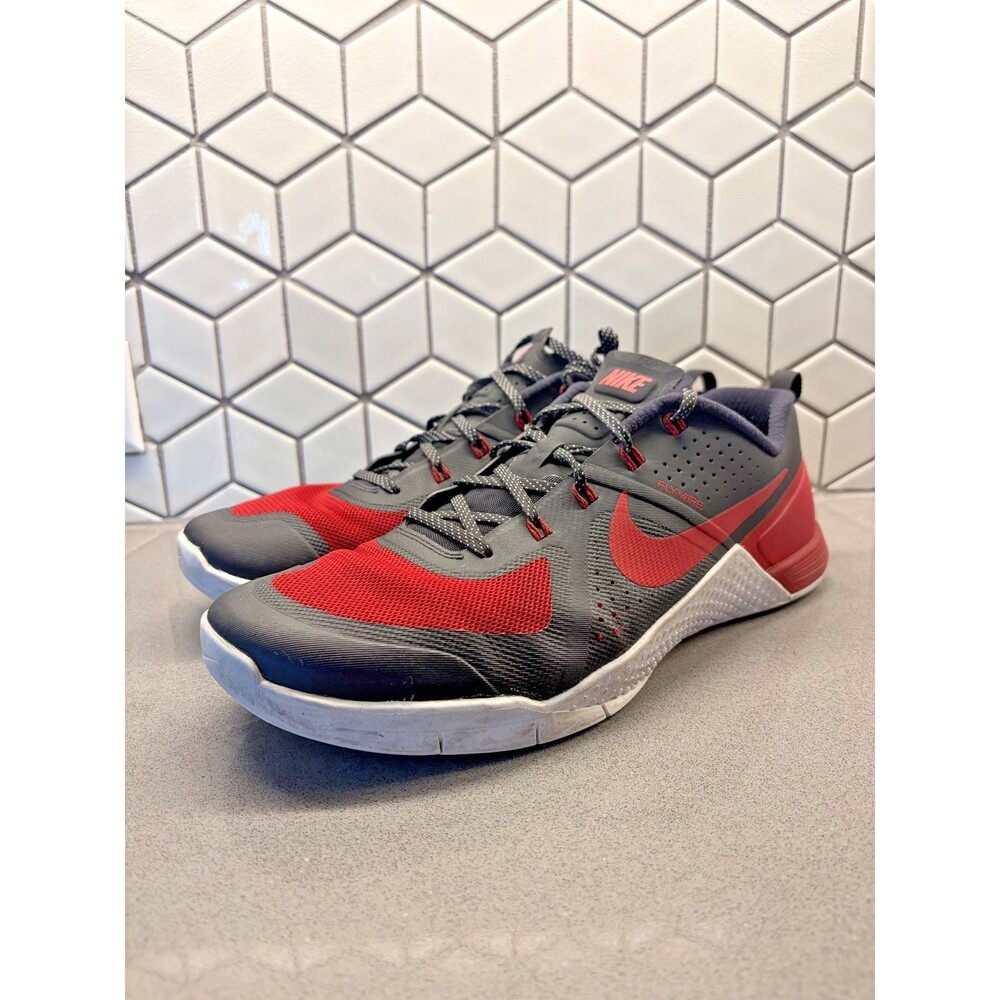 Men's Nike Metcon 1 OG 2024 Road to Metcon X - Banned / Bred 11.5